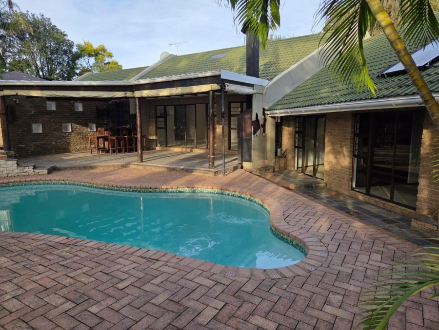 4 Bedroom Property for Sale in Nahoon Valley Park Eastern Cape